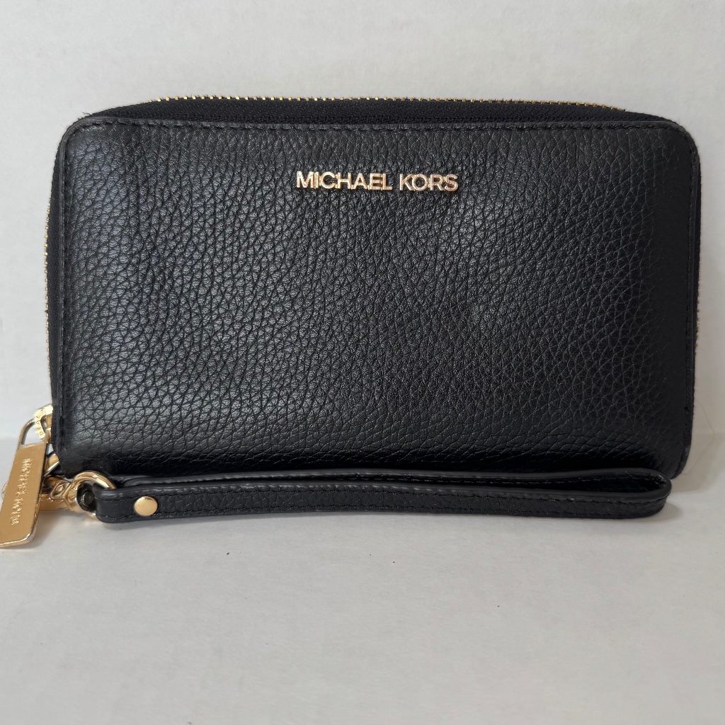 Michael Kors Wallet Wristlet/Pebbled Leather/Black/Woman’s Accessories